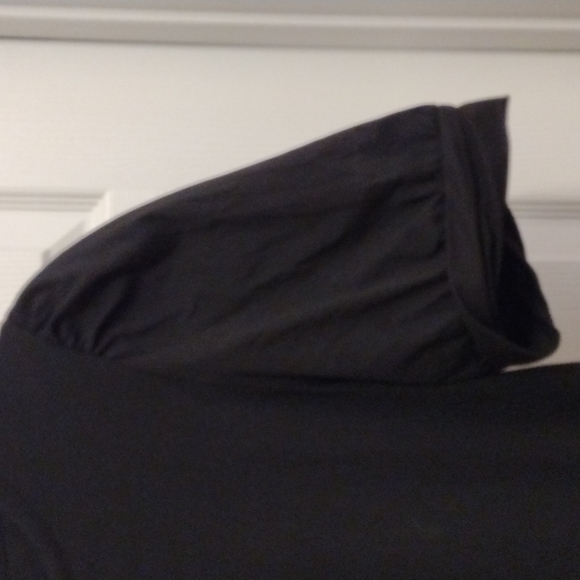 Saks 5th Ave EUC puffy short sleeves top - Picture 3 of 7